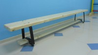 Скамейка гимнастическая (металлические ножки, лак) (2,5 м)  - fgospostavki.ru - Балашиха