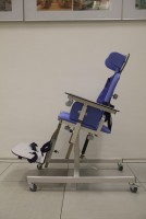 Учебное место учащегося с нарушением ОДА (р. гр. 1,15-1,6 м, столешница из фанеры) - fgospostavki.ru - Балашиха