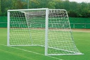 Сетка для футбольных ворот (нить 5 миллиметров, 5Х2Х(1Х1,5) ячейка 100Х100) - fgospostavki.ru - Балашиха