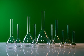 Комплект колб мерных от 100 мл до 2000 мл (10 шт.) - fgospostavki.ru - Балашиха